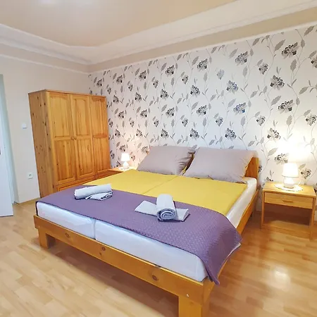 Holiday home Nr 26 Farkas Vonyarcvashegy