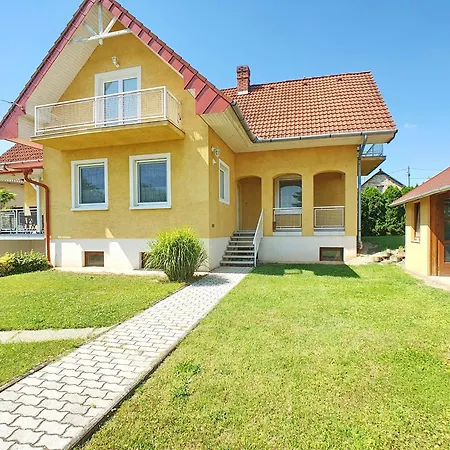 Ferienhaus Nr 26 Farkas